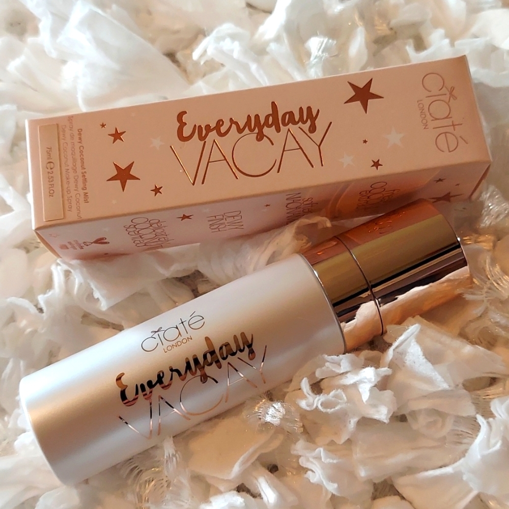 Ciaté London Everyday Vacay Dewy Coconut Setting Mist
